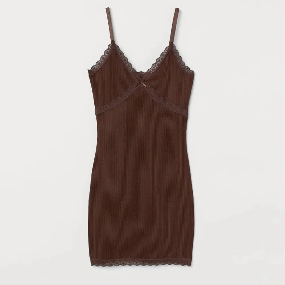 H&M Choco Dress with Lace Trims - Picture 3 of 6